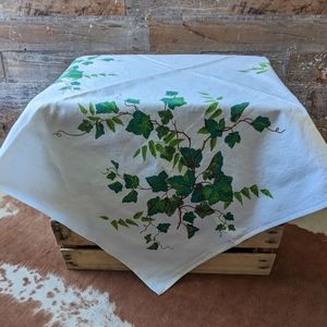 Vintage Green Ivy Square Table Cover